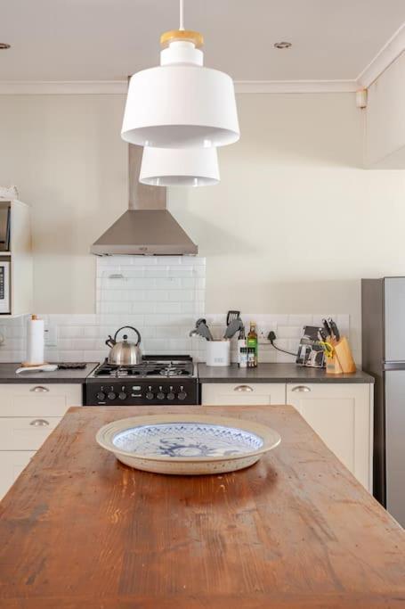 La Petite Baleine Oceanfront Luxury Villa デ・ケルデルス エクステリア 写真