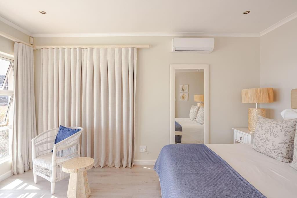 La Petite Baleine Oceanfront Luxury Villa デ・ケルデルス エクステリア 写真