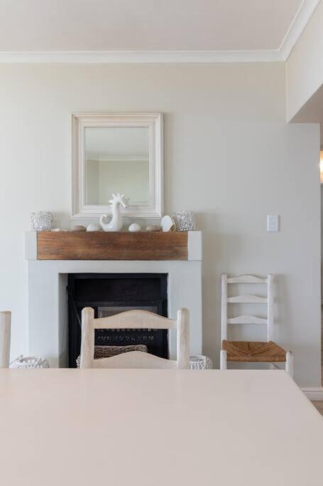 La Petite Baleine Oceanfront Luxury Villa デ・ケルデルス エクステリア 写真