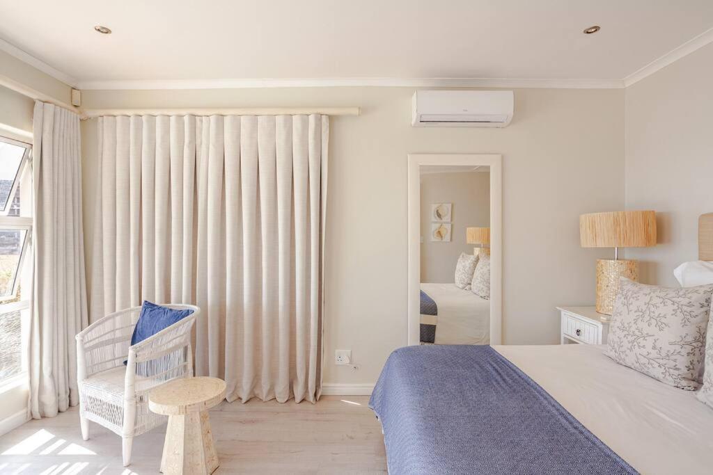 La Petite Baleine Oceanfront Luxury Villa デ・ケルデルス エクステリア 写真