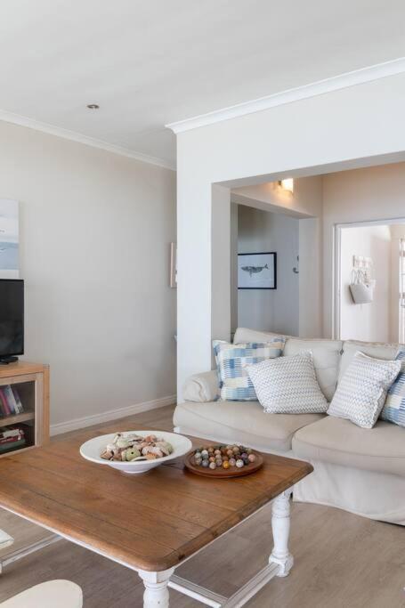 La Petite Baleine Oceanfront Luxury Villa デ・ケルデルス エクステリア 写真