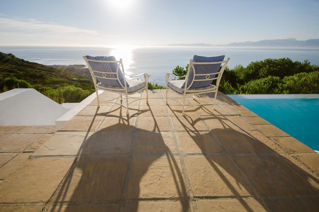 La Petite Baleine Oceanfront Luxury Villa デ・ケルデルス エクステリア 写真