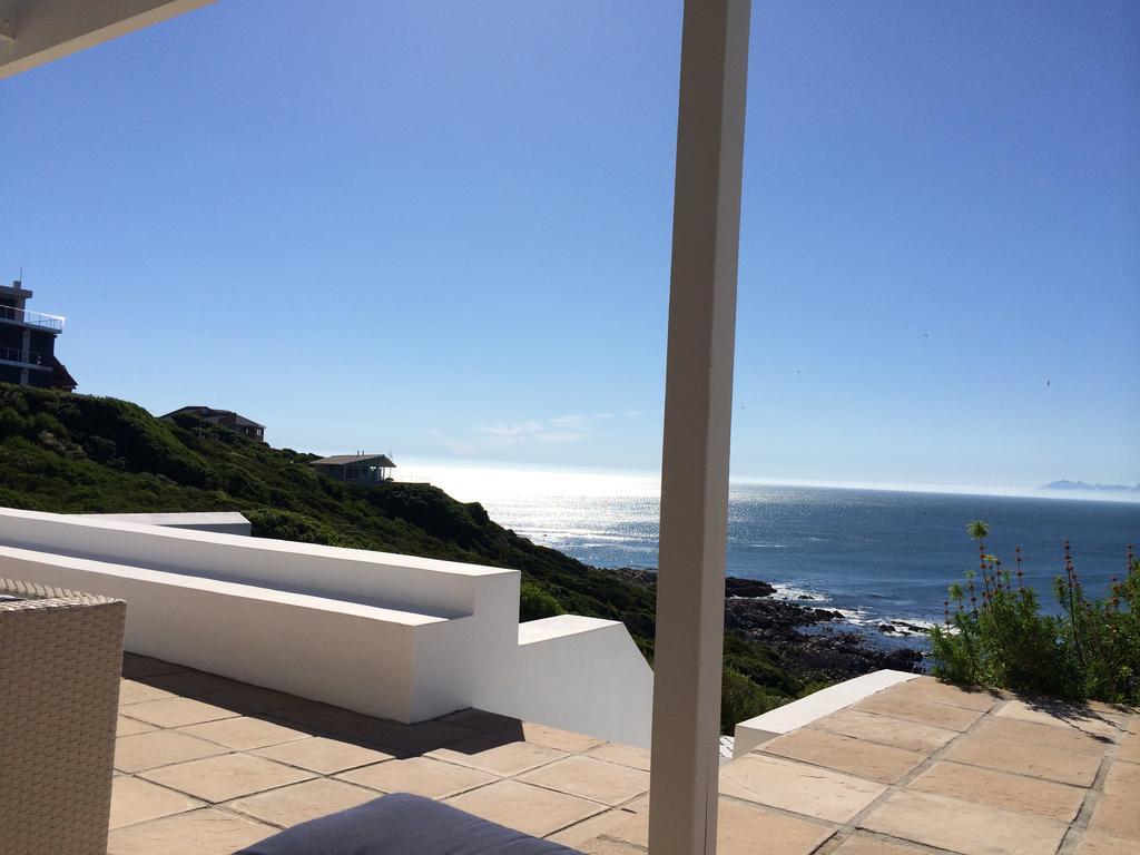 La Petite Baleine Oceanfront Luxury Villa デ・ケルデルス エクステリア 写真