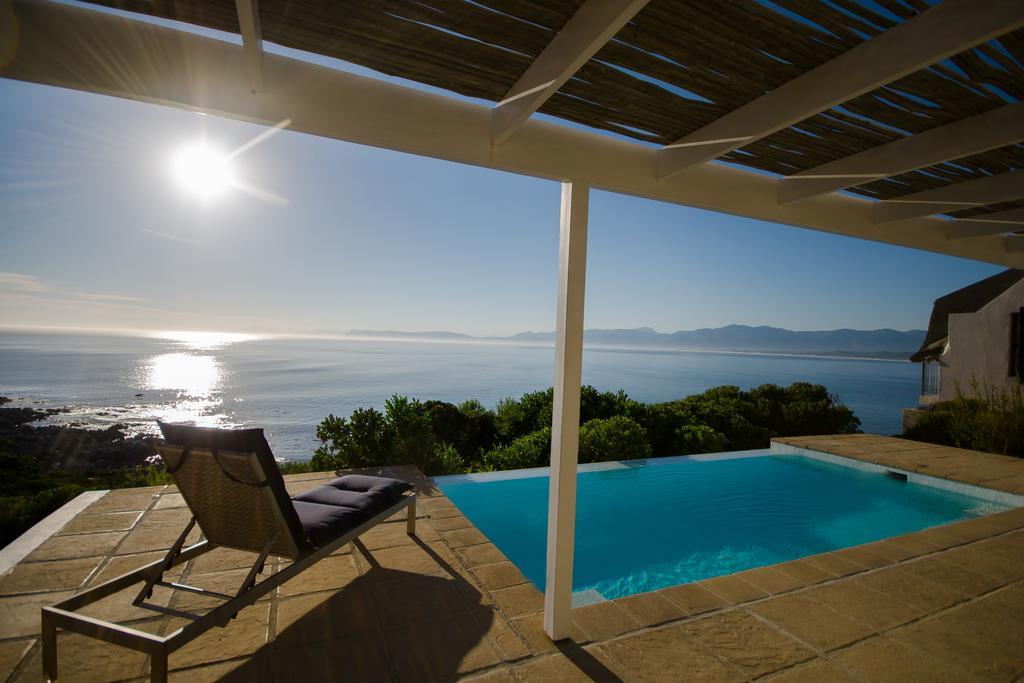 La Petite Baleine Oceanfront Luxury Villa デ・ケルデルス エクステリア 写真