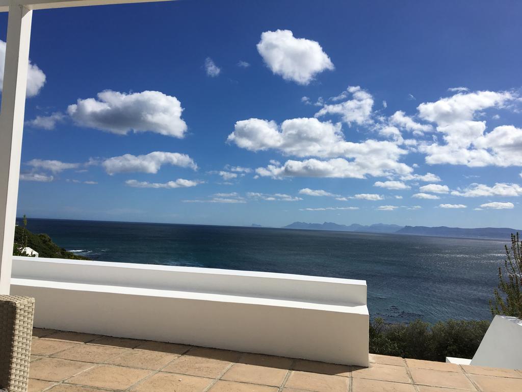La Petite Baleine Oceanfront Luxury Villa デ・ケルデルス エクステリア 写真