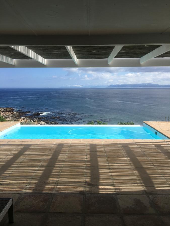 La Petite Baleine Oceanfront Luxury Villa デ・ケルデルス エクステリア 写真